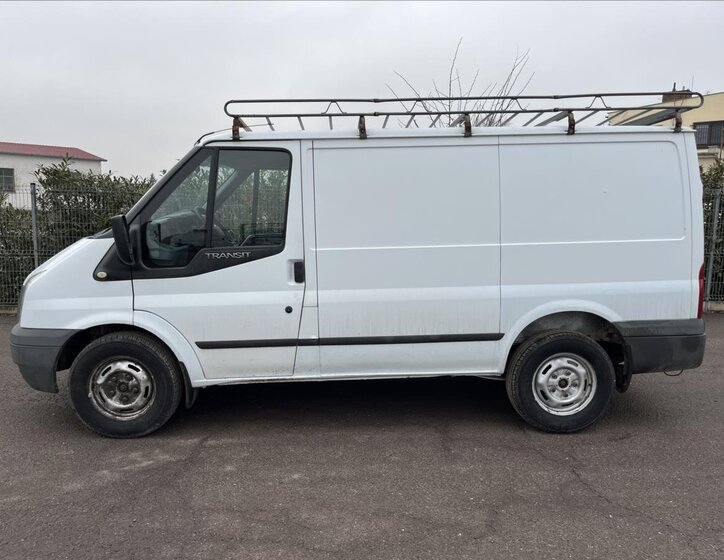Ford Transit Skříň 2,2 l 74 kw
