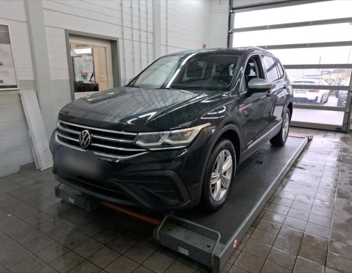 Volkswagen Tiguan Allspace SUV / Terénní 2,0 l 110 kw