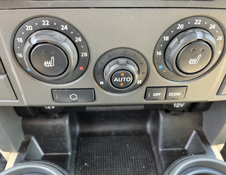 Land Rover Discovery 18