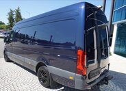 Mercedes-Benz Sprinter 4