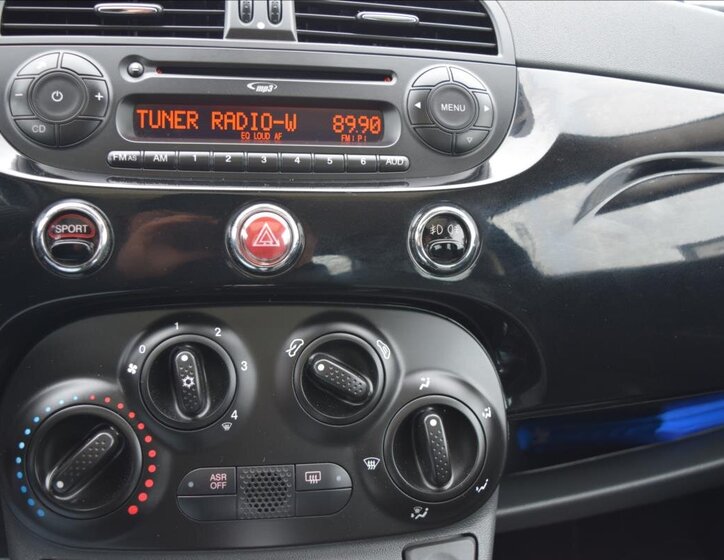 Fiat 500 Hatchback 1,4 l 74 kw