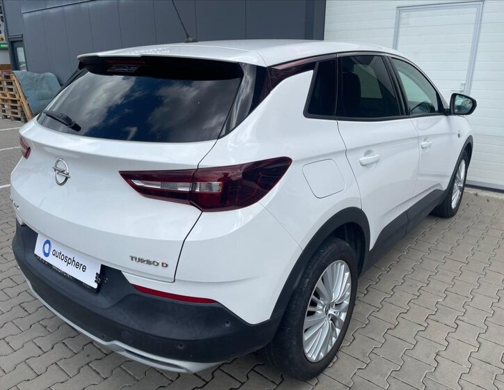 Opel Grandland X SUV / Terénní 2,0 l 130 kw