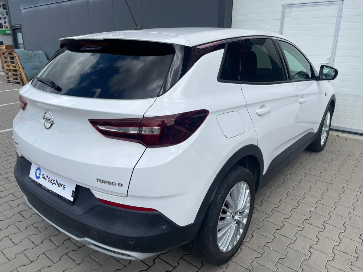 Opel Grandland X SUV / Terénní 2,0 l 130 kw