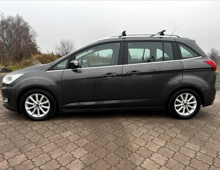 Ford Grand C-MAX 9