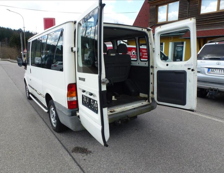 Ford Transit 16
