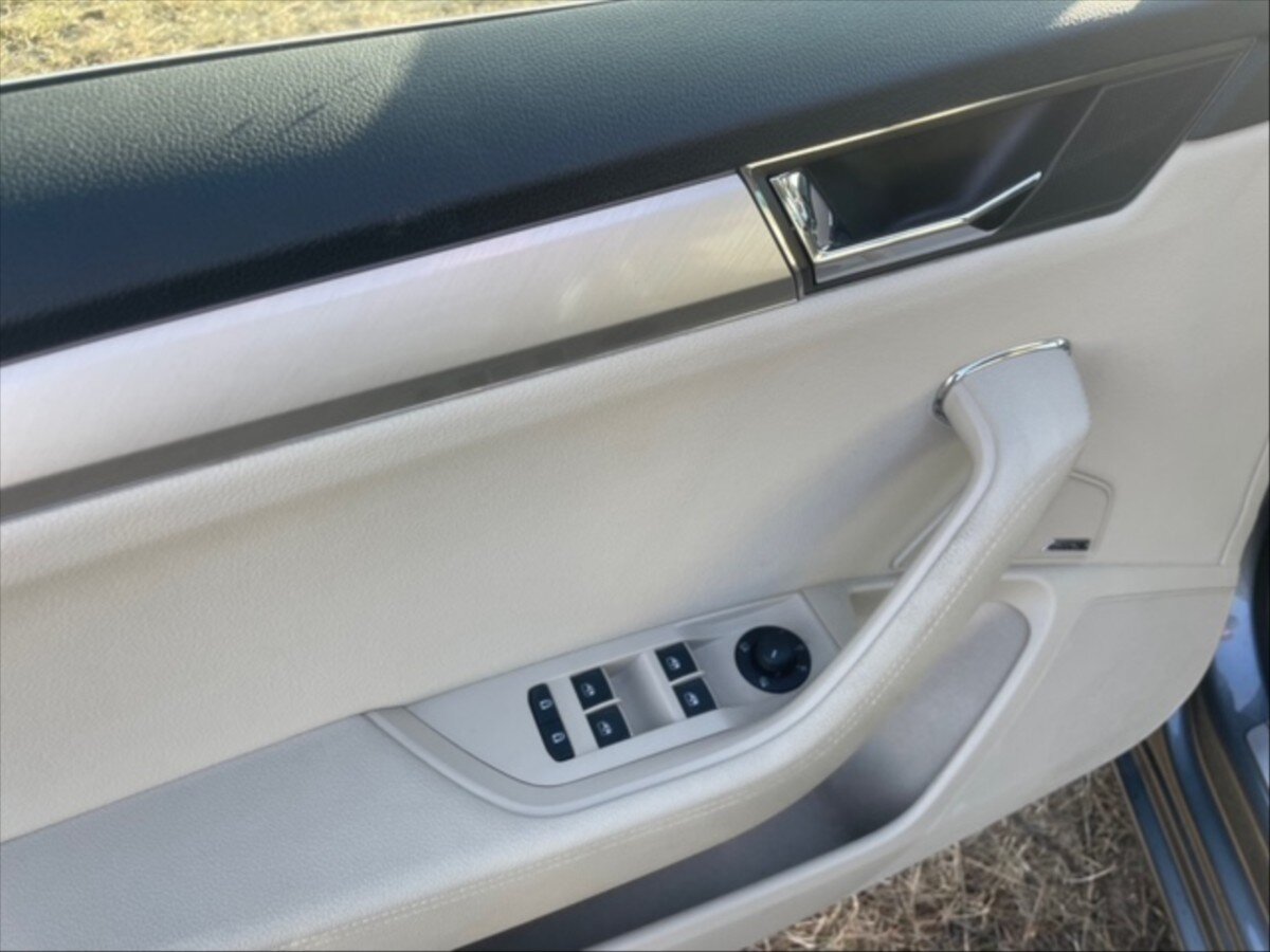 Škoda Superb Liftback 2,0 l 147 kw