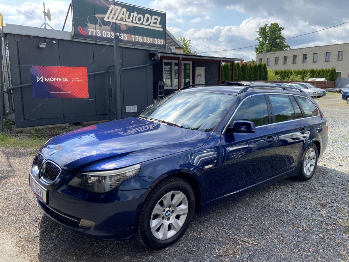BMW Řada 5 Kombi 3,0 l 145 kw