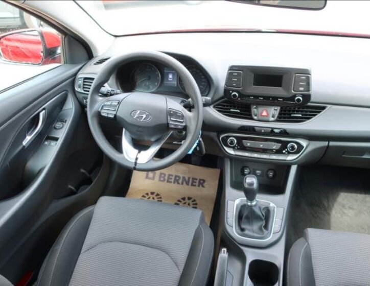 Hyundai i30 Kombi 998,0 88 kw