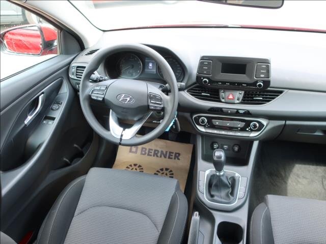 Hyundai i30 Kombi 998,0 88 kw