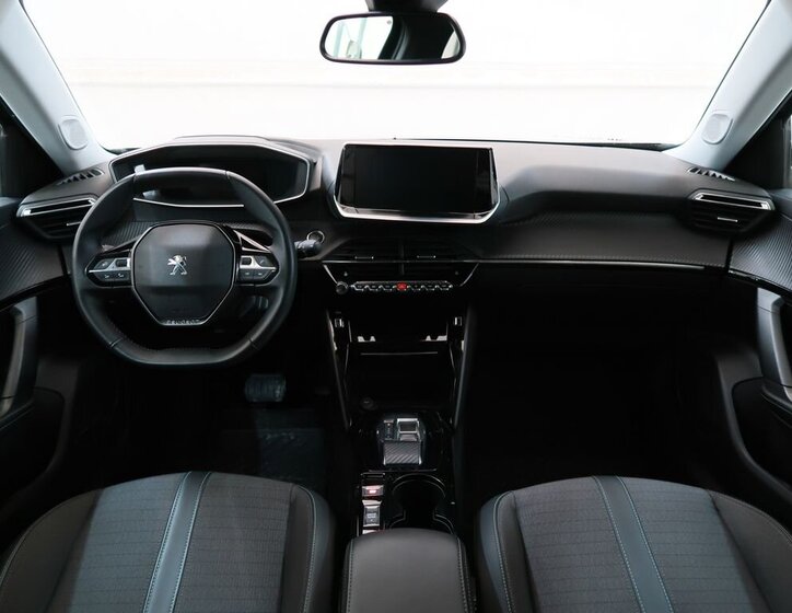 Peugeot 2008 SUV 0,0 100 kw