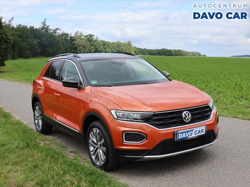 Volkswagen T-Roc SUV / Terénní 1,5 l 110 kw