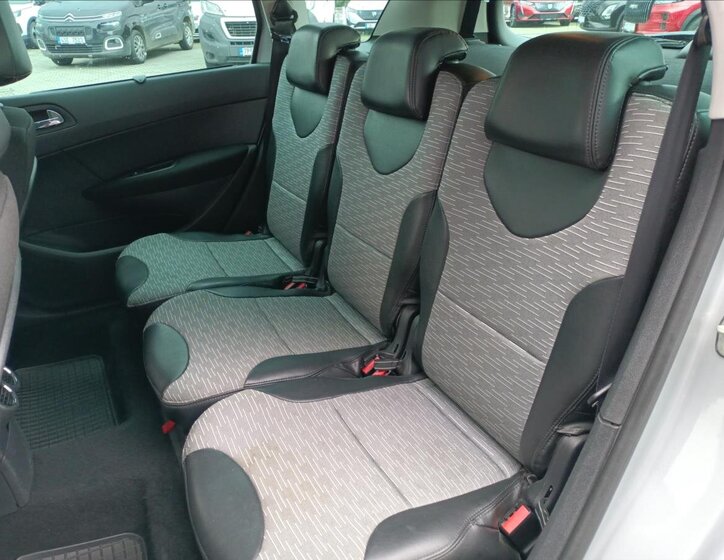 Peugeot 308 Kombi 1,6 l 82 kw