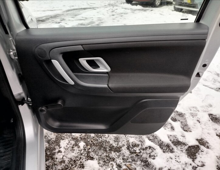 Škoda Roomster MPV 1,6 l 77 kw