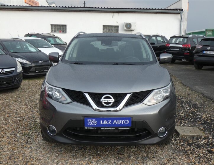 Nissan Qashqai SUV / Terénní 1,2 l 85 kw