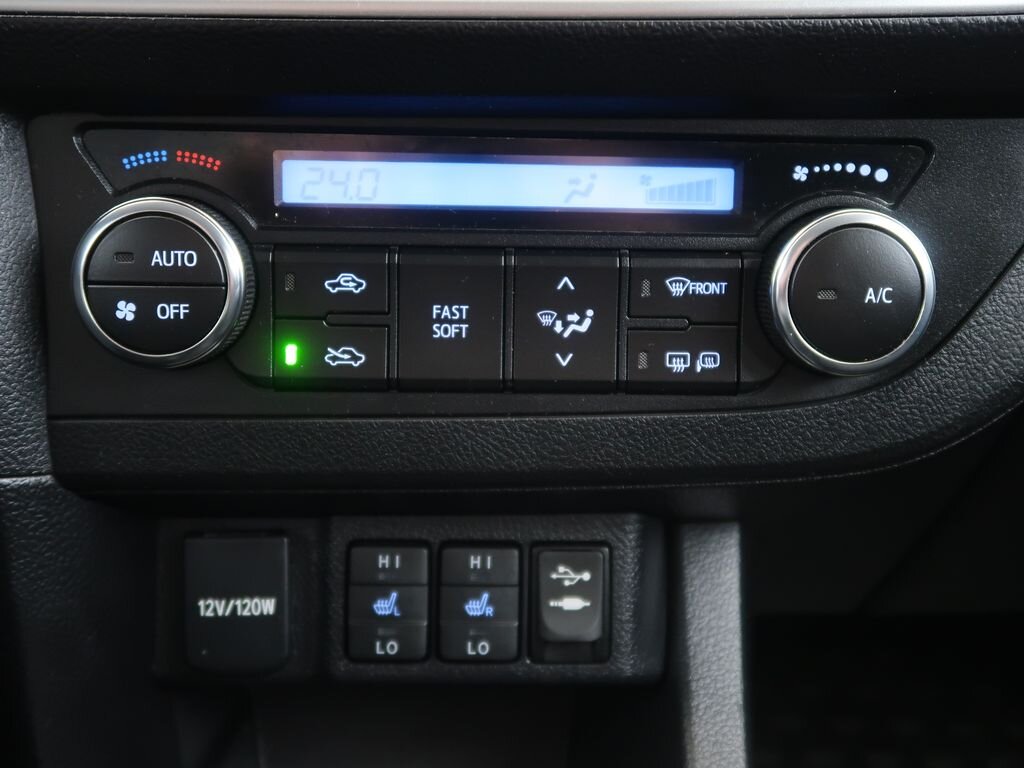 Toyota Auris Hatchback 1,6 l 97 kw