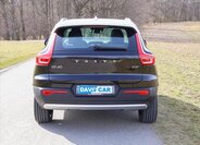 Volvo XC40 SUV / Terénní 2,0 l 140 kw