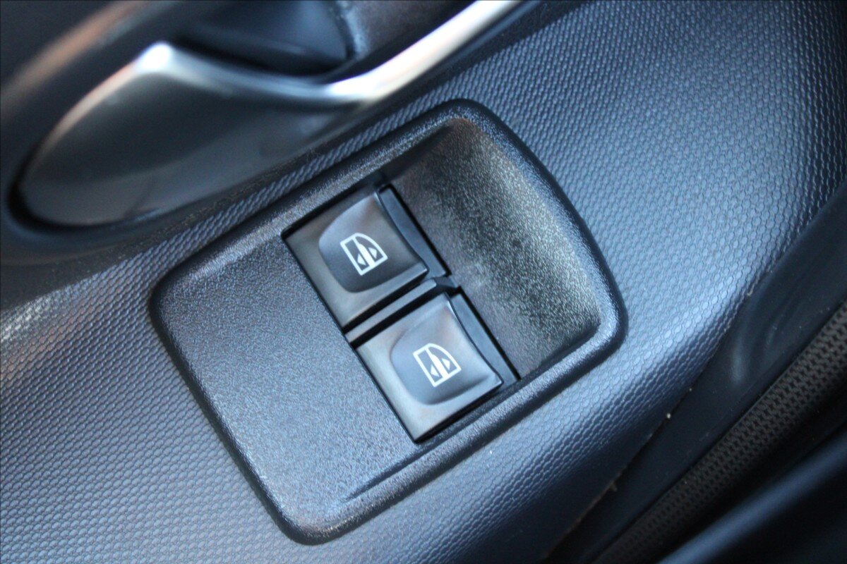 Dacia Sandero Hatchback 898,0 66 kw