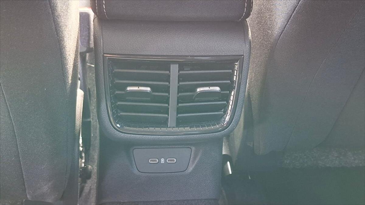 Škoda Fabia Hatchback 999,0 70 kw