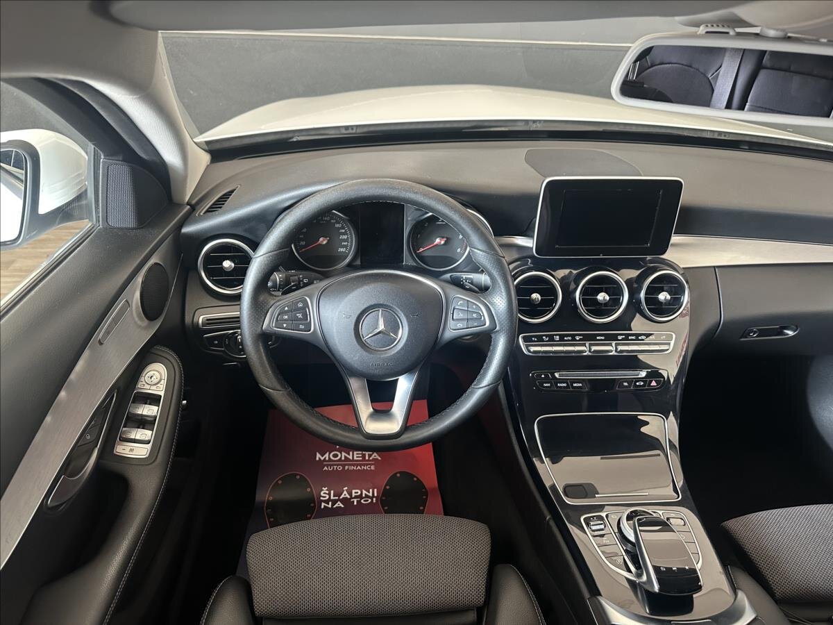 Mercedes-Benz Třídy C Kombi 2,1 l 125 kw