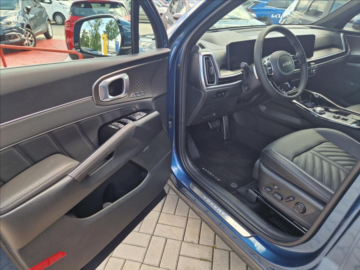 KIA Sorento SUV / Terénní 2,2 l 142 kw
