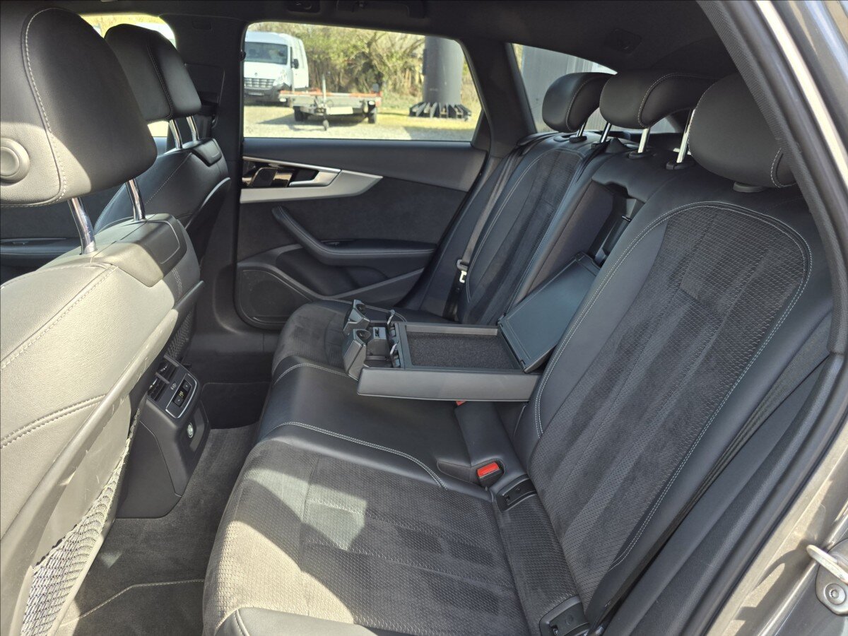 Audi A4 Kombi 2,0 l 140 kw