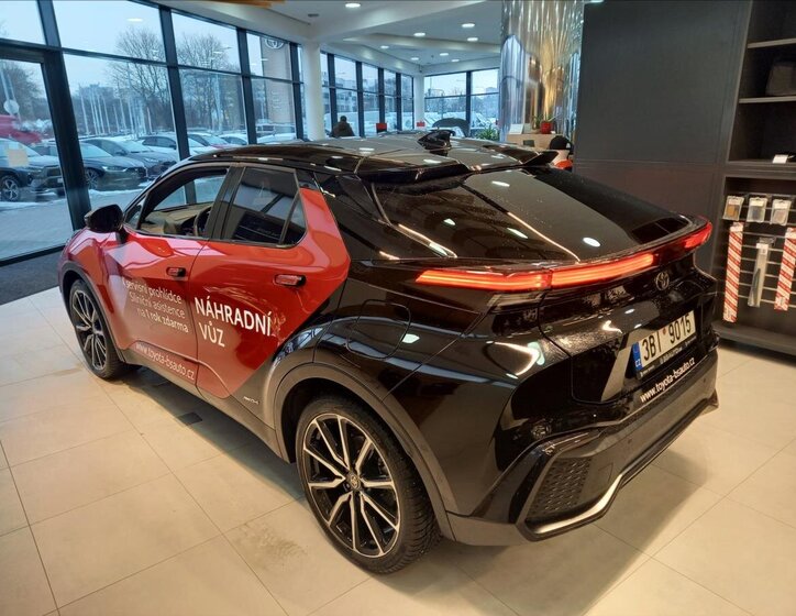 Toyota C-HR Hatchback 2,0 l 112 kw