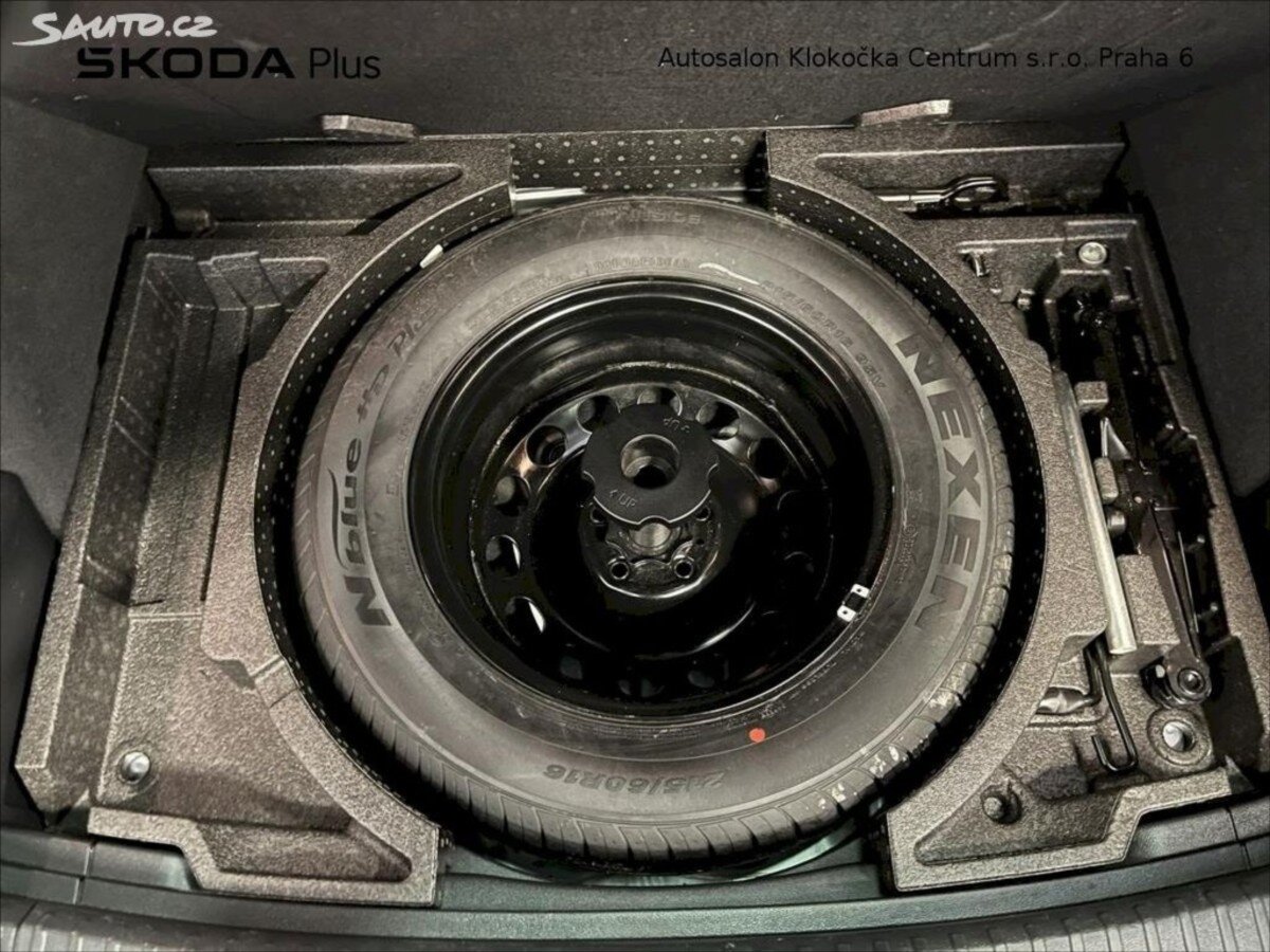 Škoda Karoq SUV 0,0 110 kw