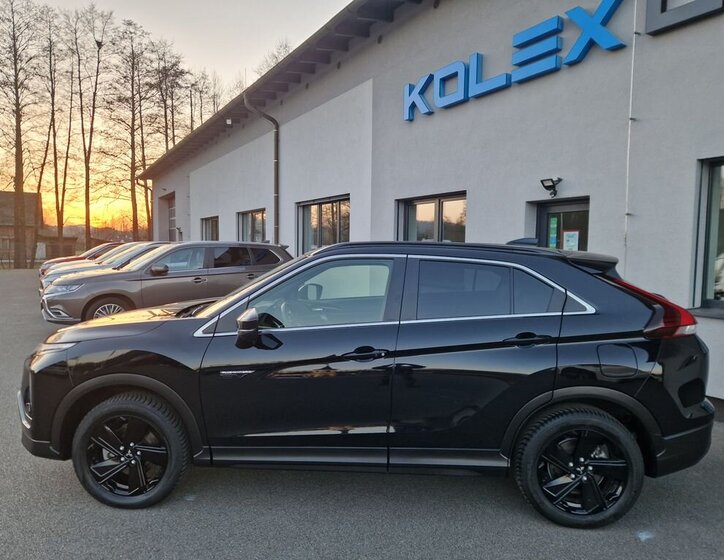 Mitsubishi Ostatní SUV / Terénní 2,4 l 138 kw