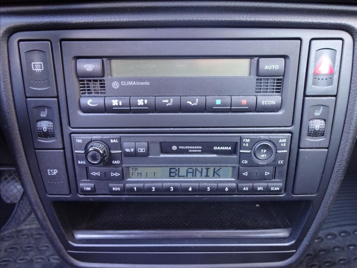 Volkswagen Passat Sedan 1,6 l 75 kw