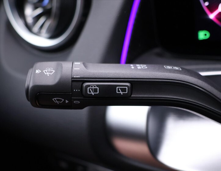 Mercedes-Benz GLB SUV 2,0 l 110 kw