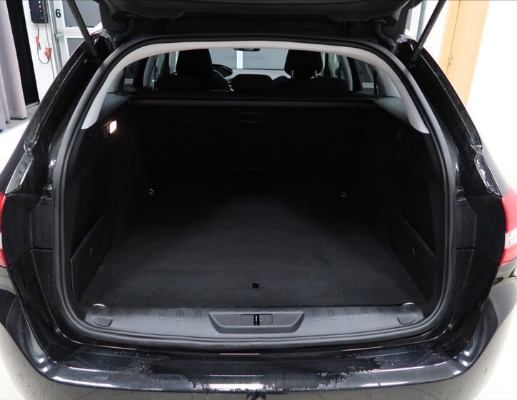 Peugeot 308 Kombi 1,6 l 88 kw