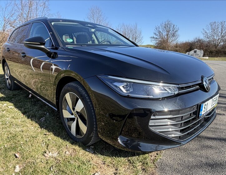 Volkswagen Passat Kombi 1,5 l 110 kw