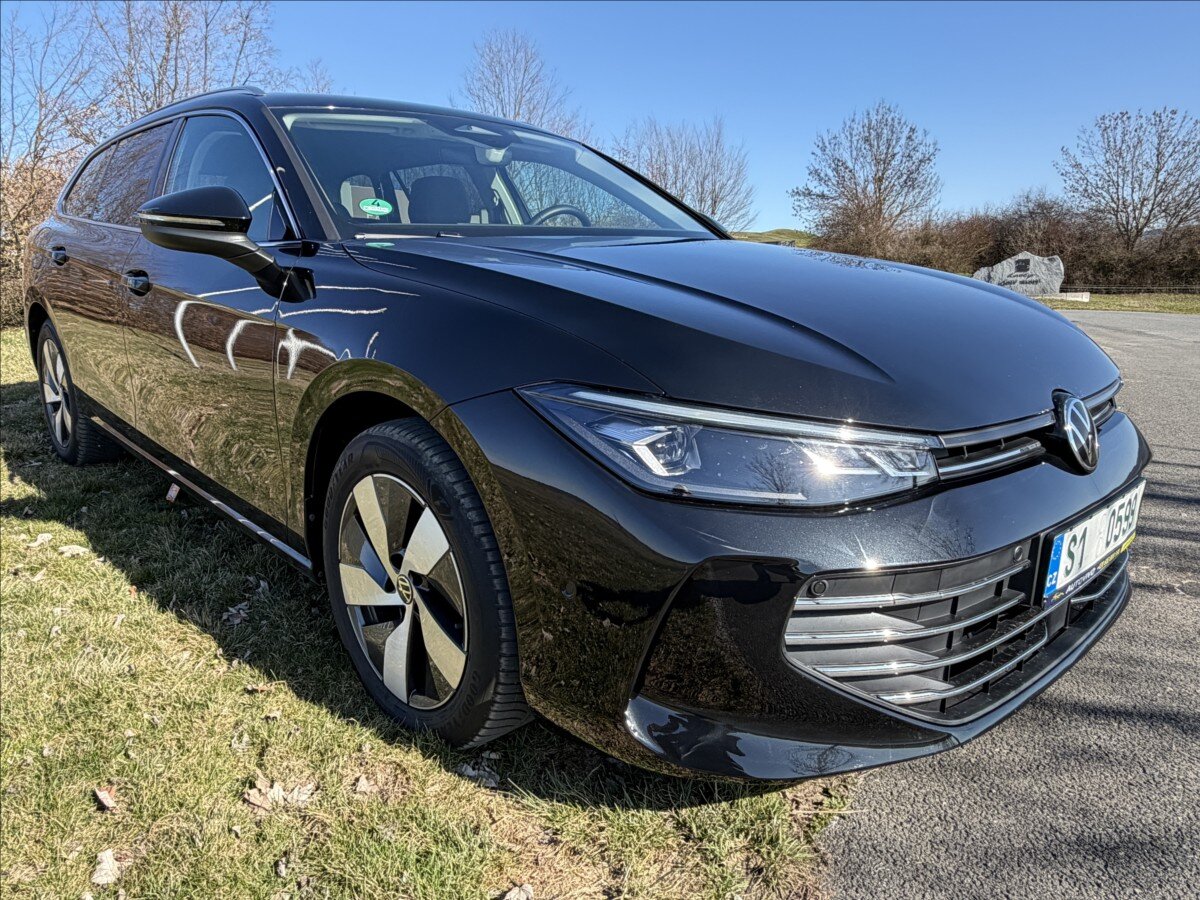 Volkswagen Passat Kombi 1,5 l 110 kw