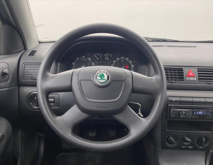 Škoda Octavia 10
