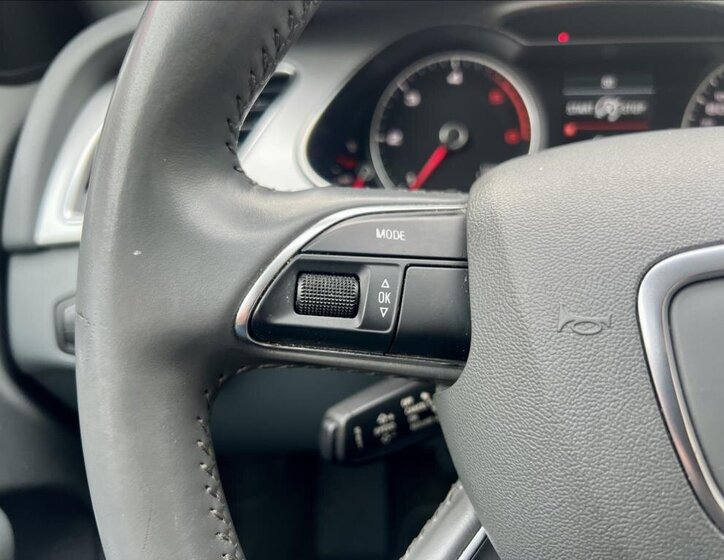 Audi A4 Kombi 2,0 l 100 kw