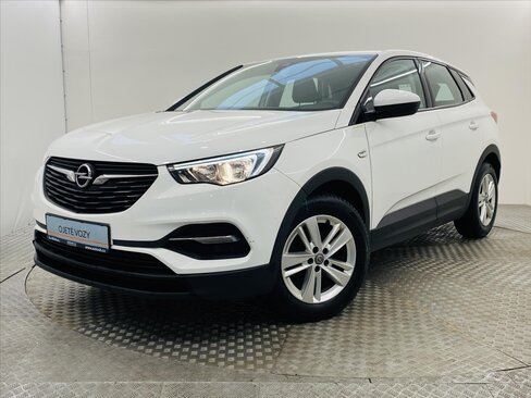 Opel Grandland X SUV / Terénní 1,2 l 96 kw