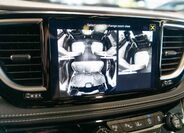 Chrysler Pacifica 31