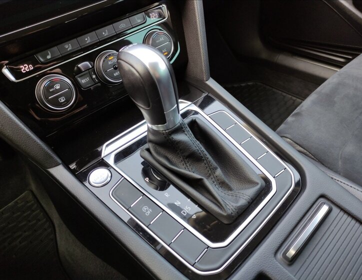 Volkswagen Passat Kombi 2,0 l 110 kw