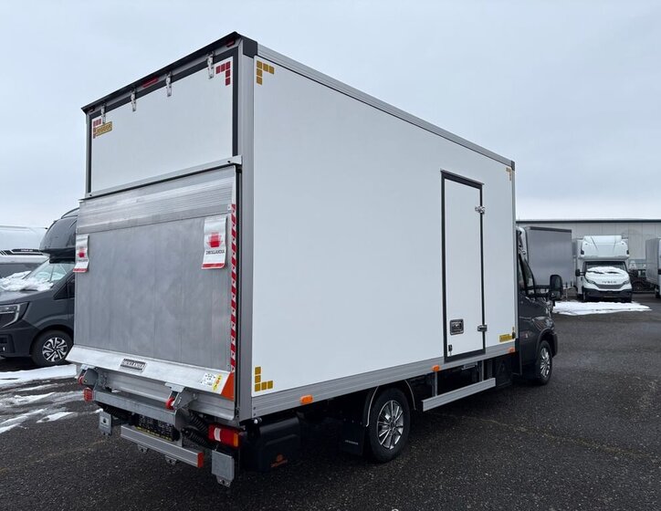 Iveco Daily Skříň 3,0 l 129 kw