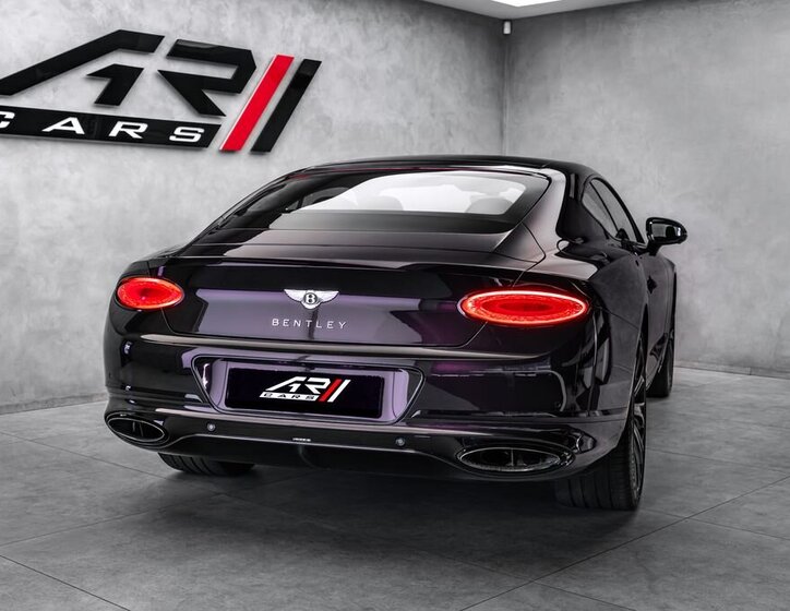 Bentley Continental GT Kupé 6,0 l 485 kw