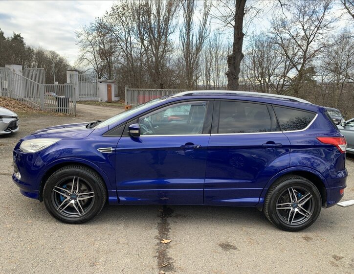 Ford Kuga SUV 1,6 l 134 kw