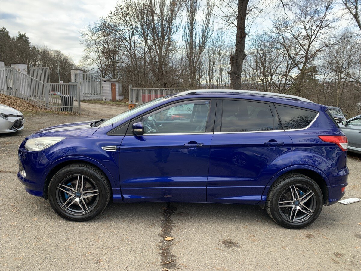Ford Kuga SUV 1,6 l 134 kw