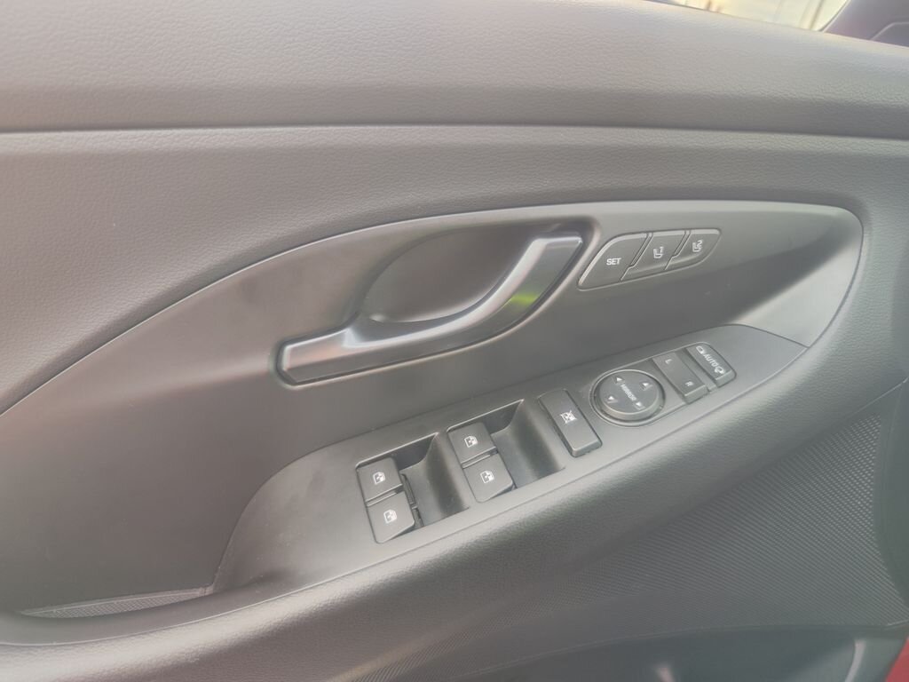 Hyundai i30 Hatchback 2,0 l 206 kw