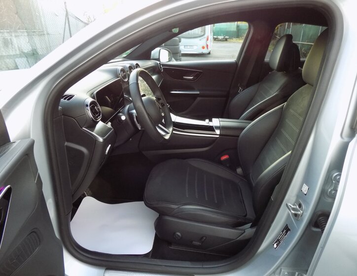 Mercedes-Benz GLC 13