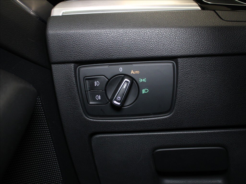 Volkswagen Passat Sedan 2,0 l 110 kw