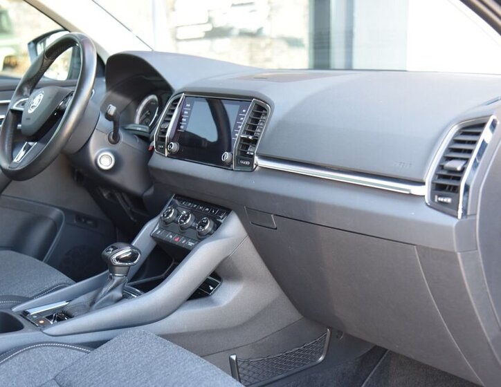 Škoda Karoq SUV / Terénní 1,5 l 110 kw