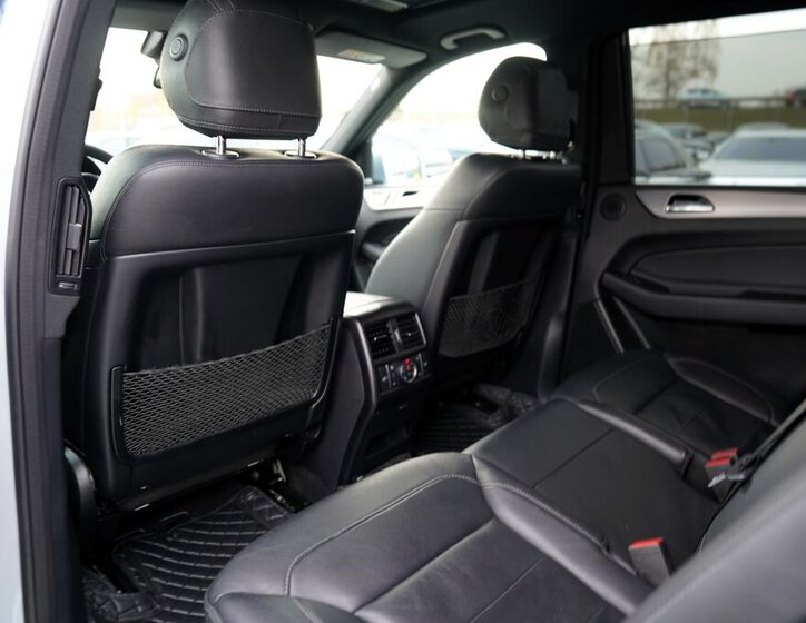 Mercedes-Benz GLS 37