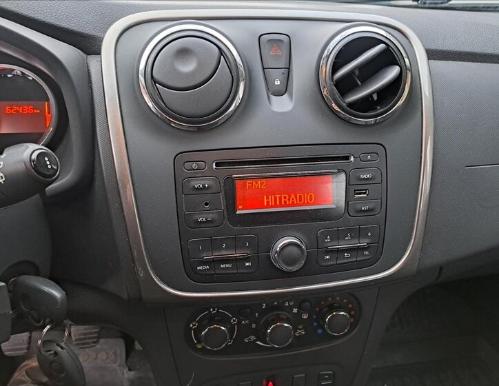 Dacia Sandero Hatchback 1,1 l 54 kw