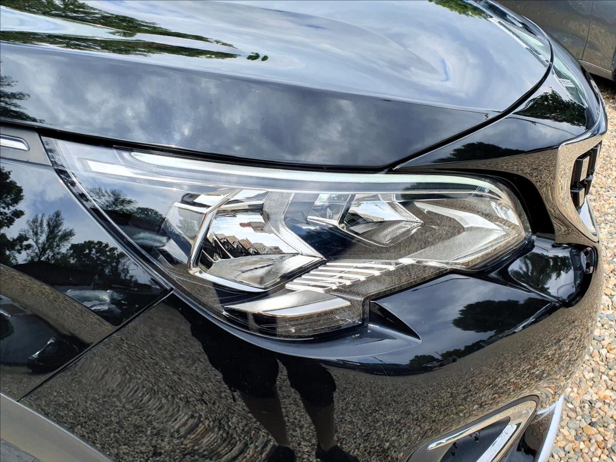 Peugeot 5008 SUV / Terénní 1,5 l 96 kw