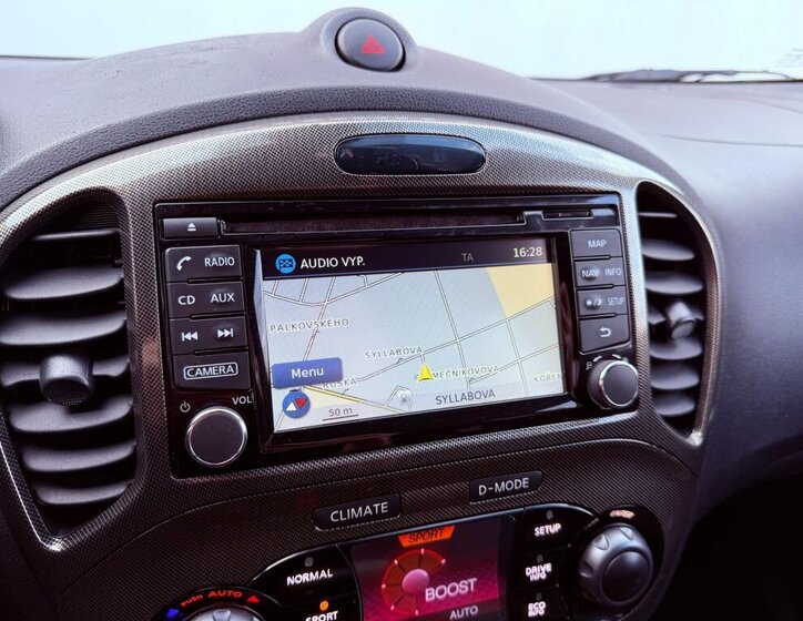 Nissan Juke SUV / Terénní 1,6 l 160 kw